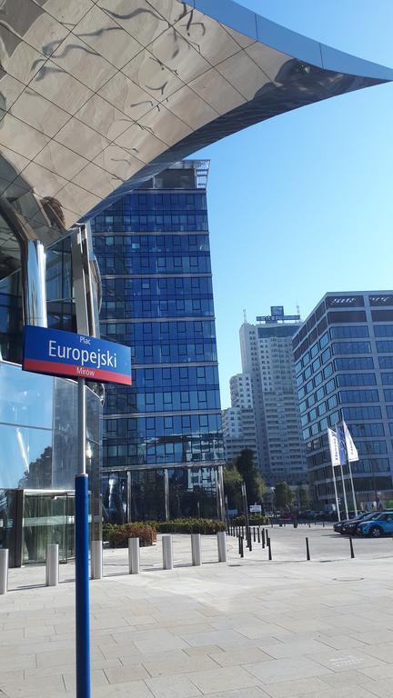 Tripstay Lucka Wiev Apartament Warschau Buitenkant foto